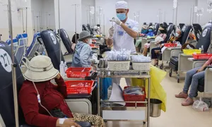 Bệnh nhân Việt thiệt thòi vì thủ tục duyệt thử nghiệm thuốc lâu