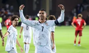 HLV Bồ Đào Nha liên tưởng về bàn thắng đặc biệt của Ronaldo
