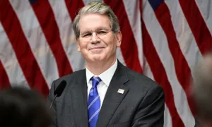 Bộ trưởng Tài chính Mỹ phủ nhận rủi ro suy thoái